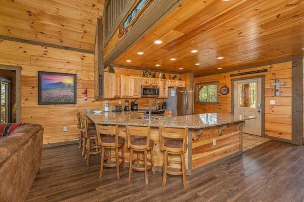 The Appalachian - Your Pigeon Forge Dream Cabin 세비어빌 외부 사진
