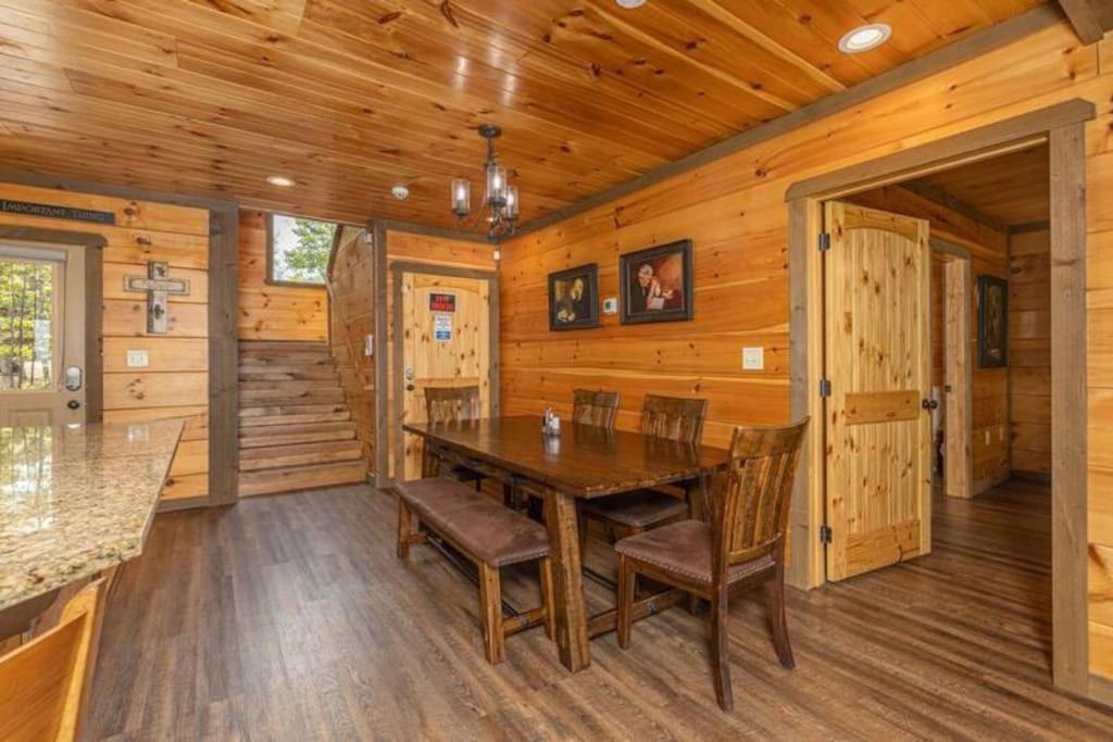 The Appalachian - Your Pigeon Forge Dream Cabin 세비어빌 외부 사진