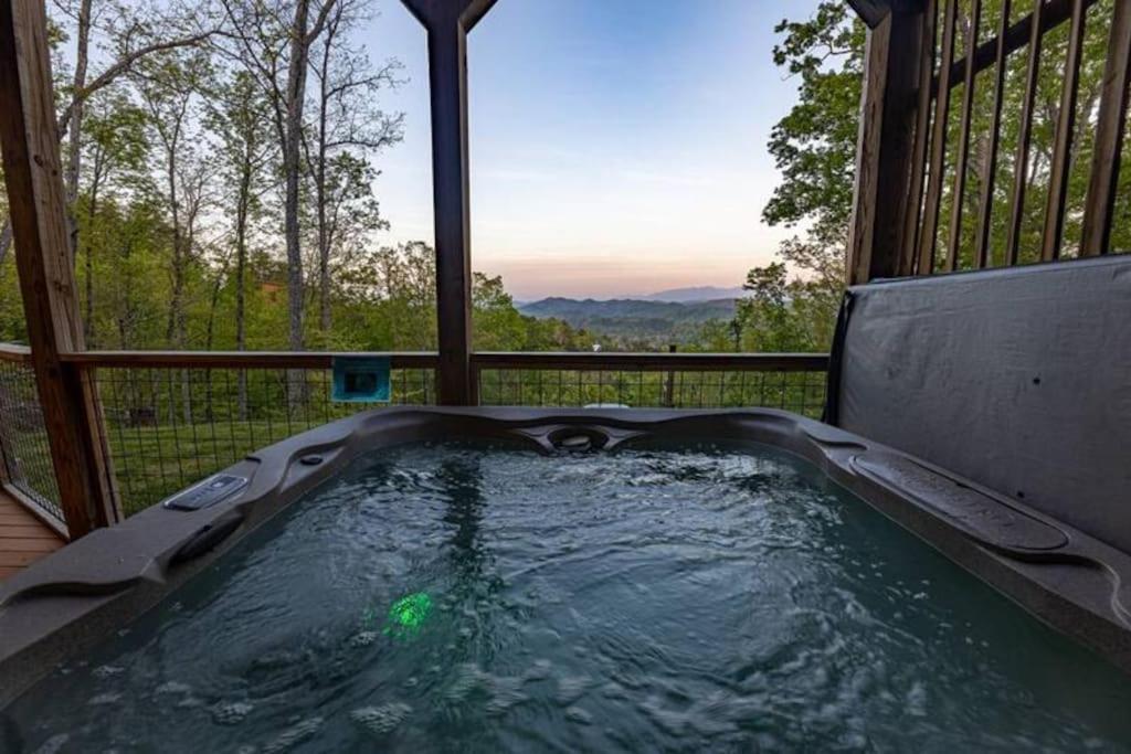 The Appalachian - Your Pigeon Forge Dream Cabin 세비어빌 외부 사진